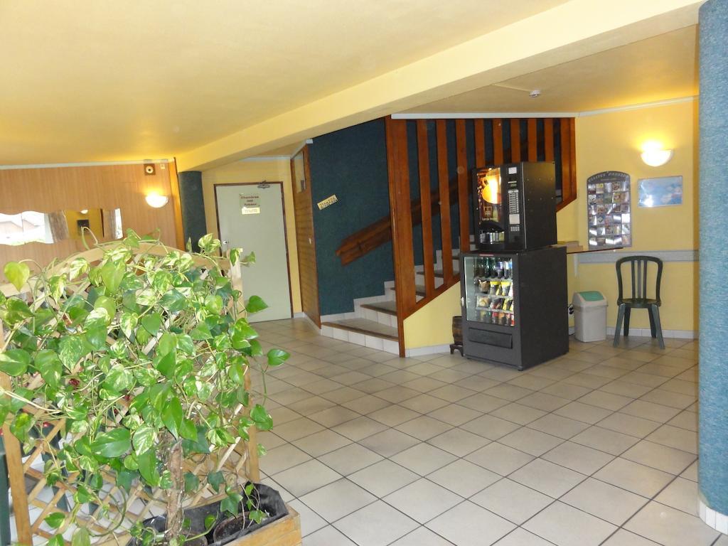 Symp'Hotel Nivolas-Vermelle Exterior photo