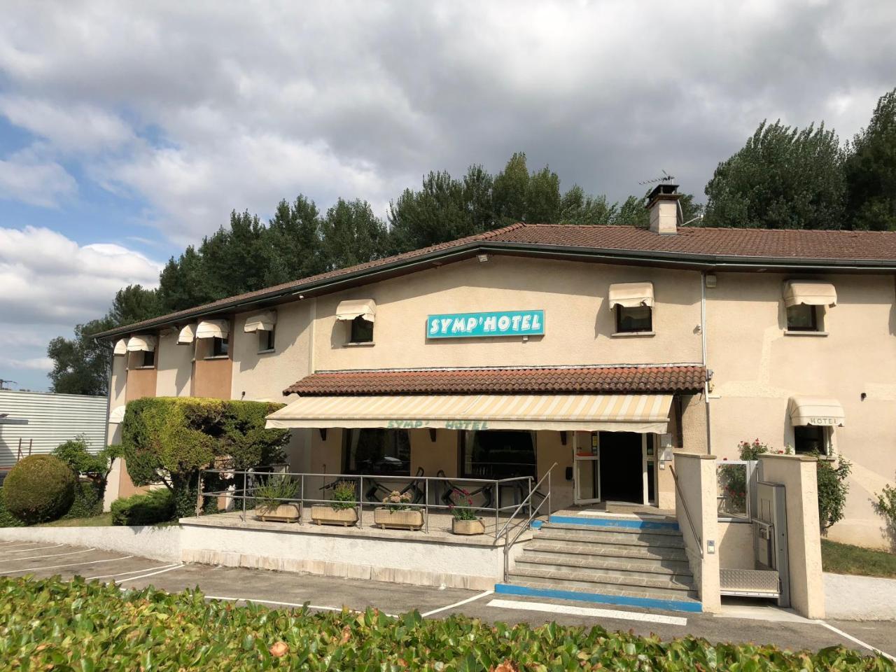 Symp'Hotel Nivolas-Vermelle Exterior photo